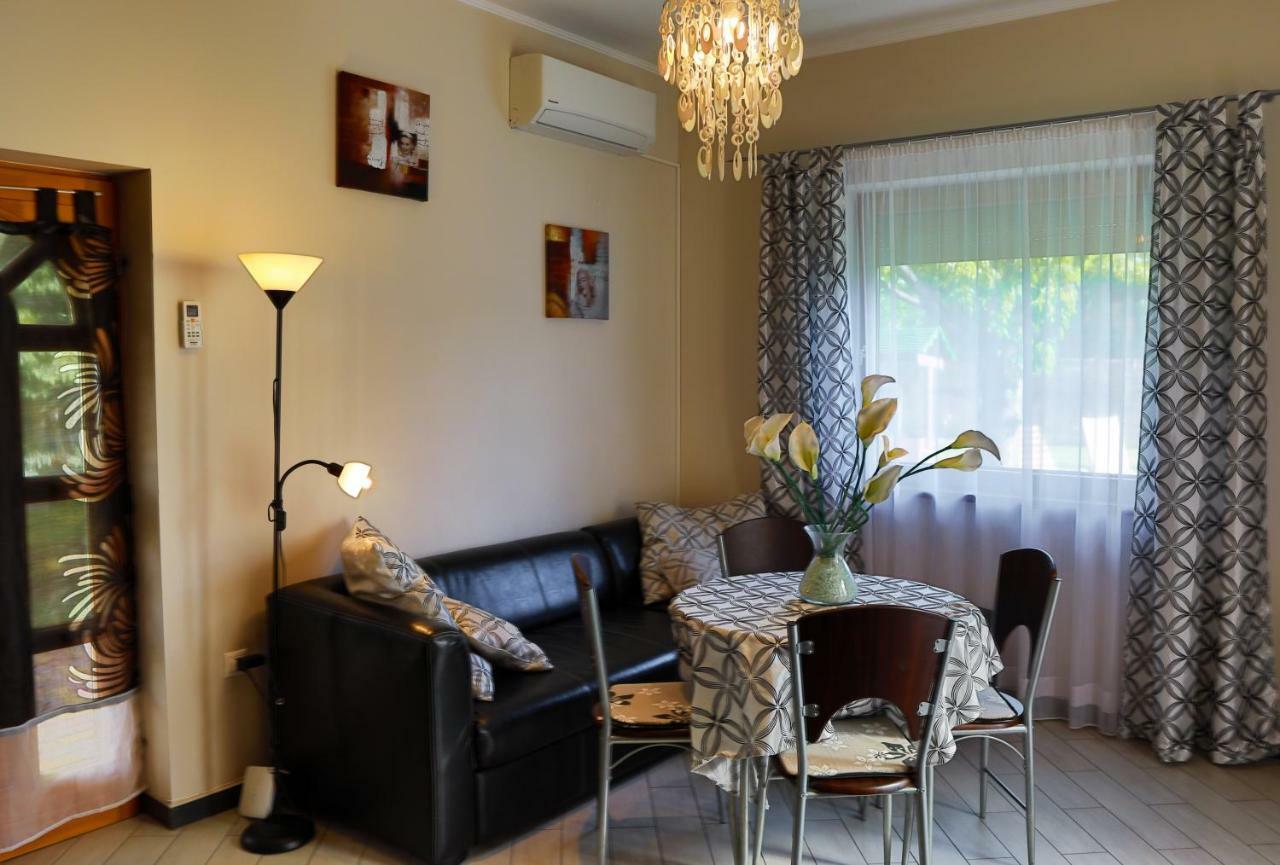 Balaton Apartman Balatonmariafurdo Exterior photo