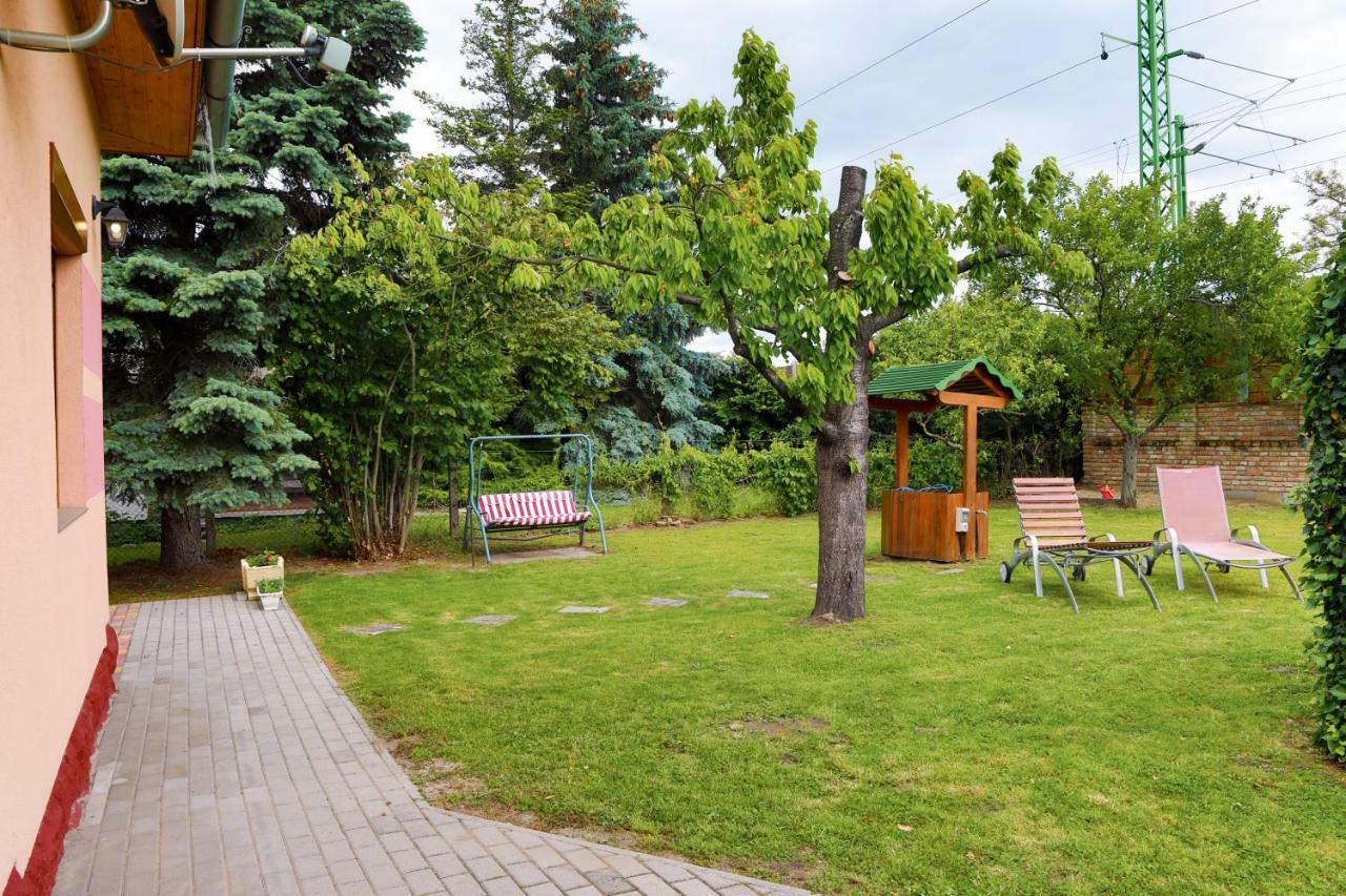 Balaton Apartman Balatonmariafurdo Exterior photo