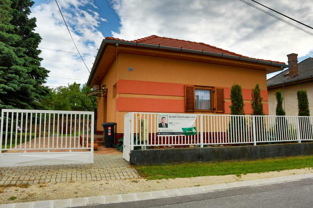 Balaton Apartman Balatonmariafurdo Exterior photo